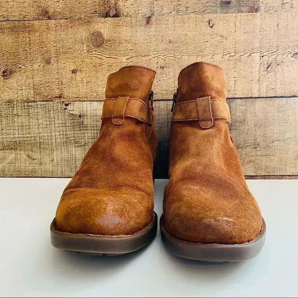 NWOT Born Jorgette Suede Distressed Boho Buckle Ankle Booties - Picture 3 of 6